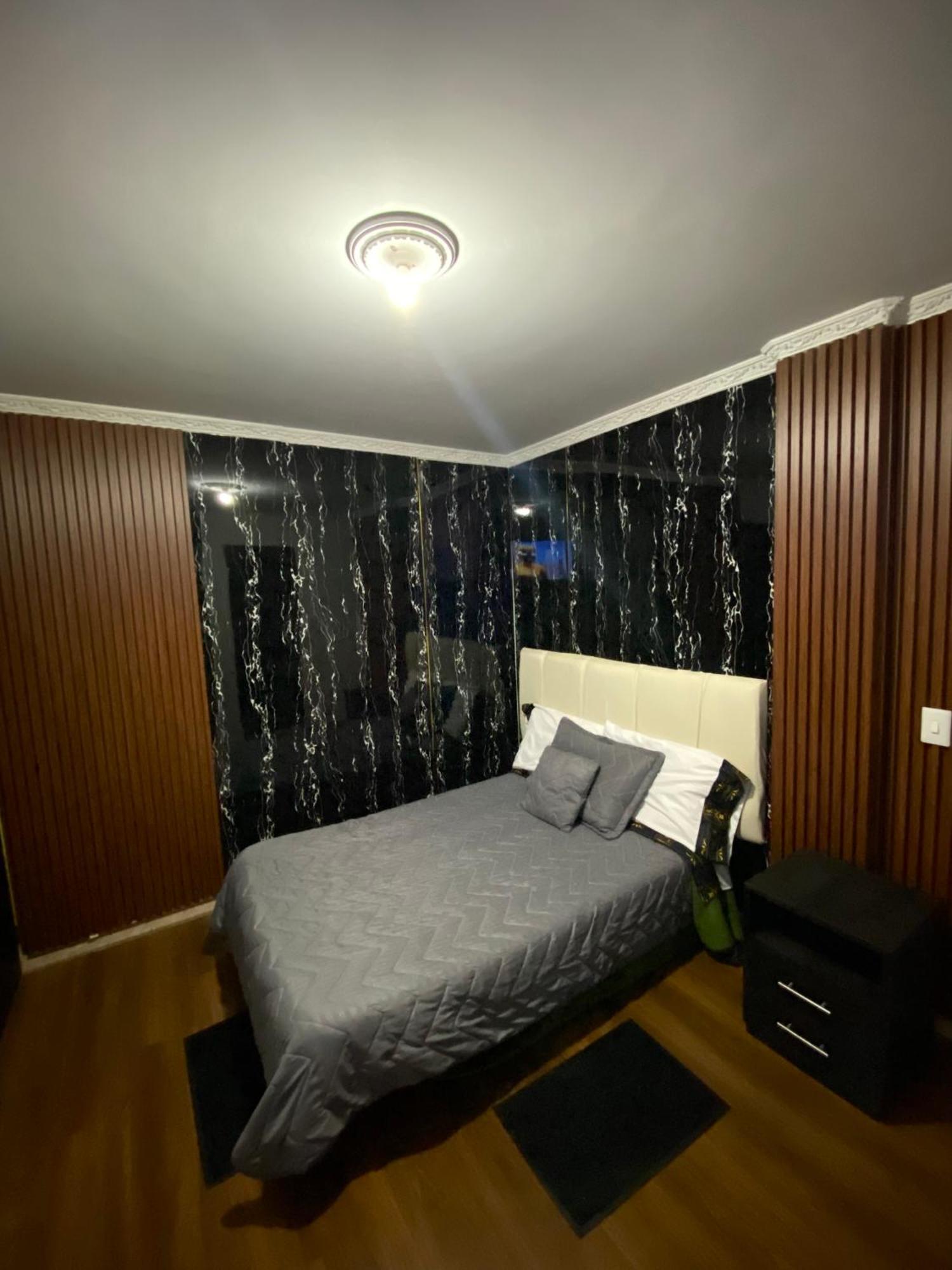 Hotel Canela 96 Богота Екстер'єр фото